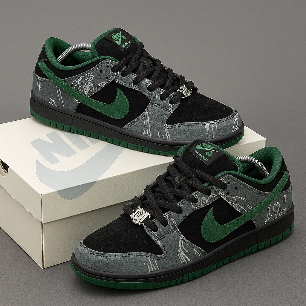 Nike SB Dunk Low “Green Dragon”