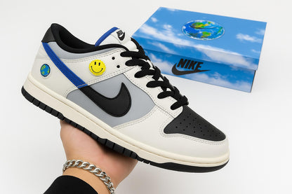 NikeSBDunkLow_PlanetGlobe_Black_WhiteEdition_5
