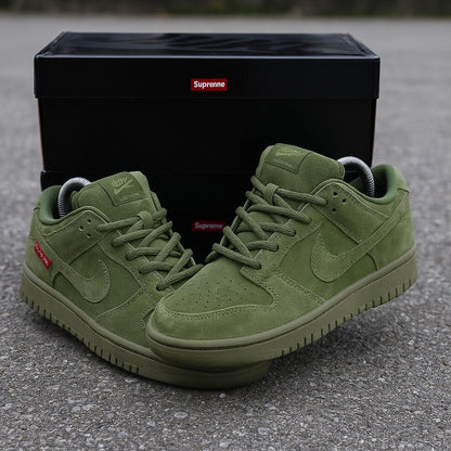 Nike SB Dunk Low x Supreme “Olive Suede”
